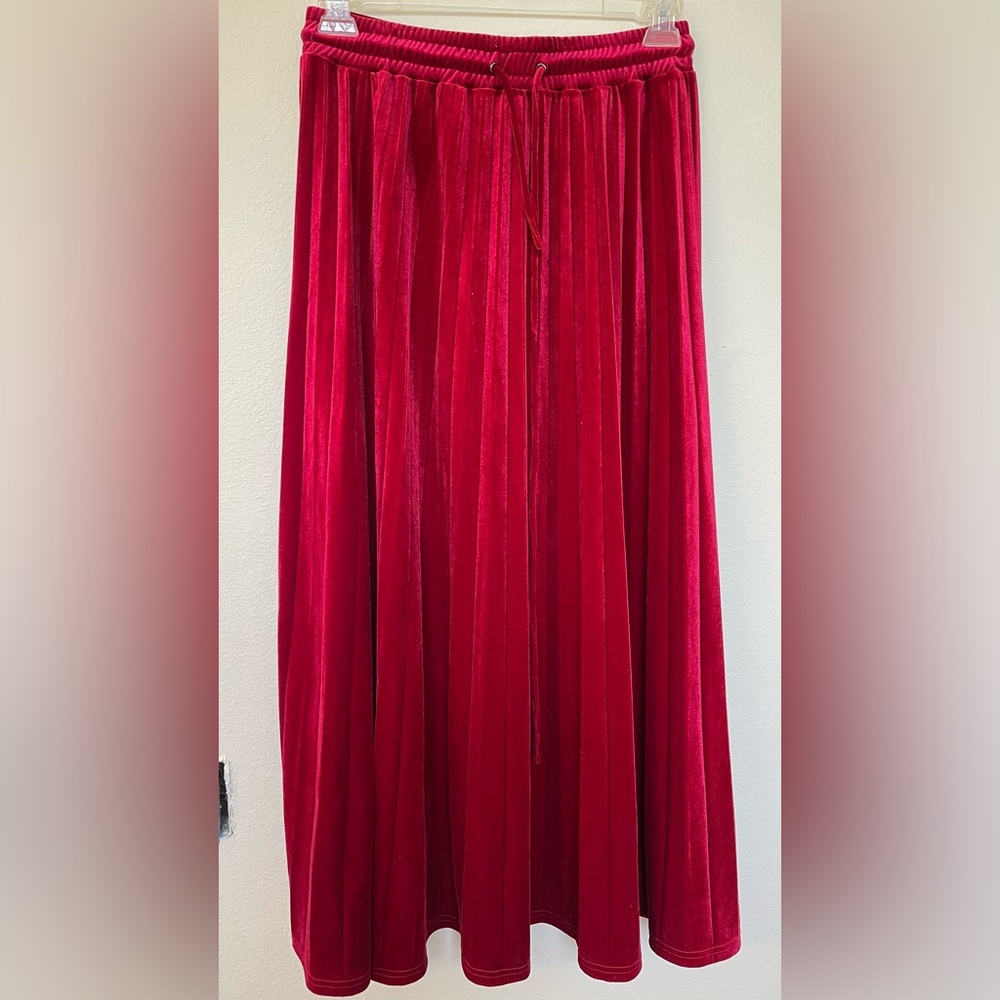 JODIFL Vibrant Red Maxi Skirt